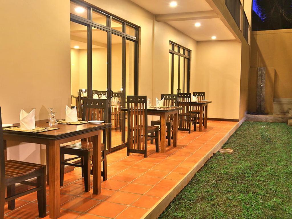 Lily'S Resort Habarana Ngoại thất bức ảnh